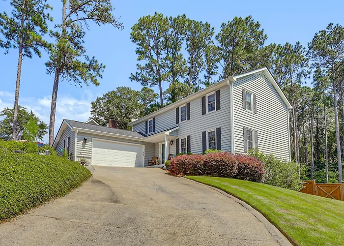Pool & Tennis Court Access: Home In Warner Robins